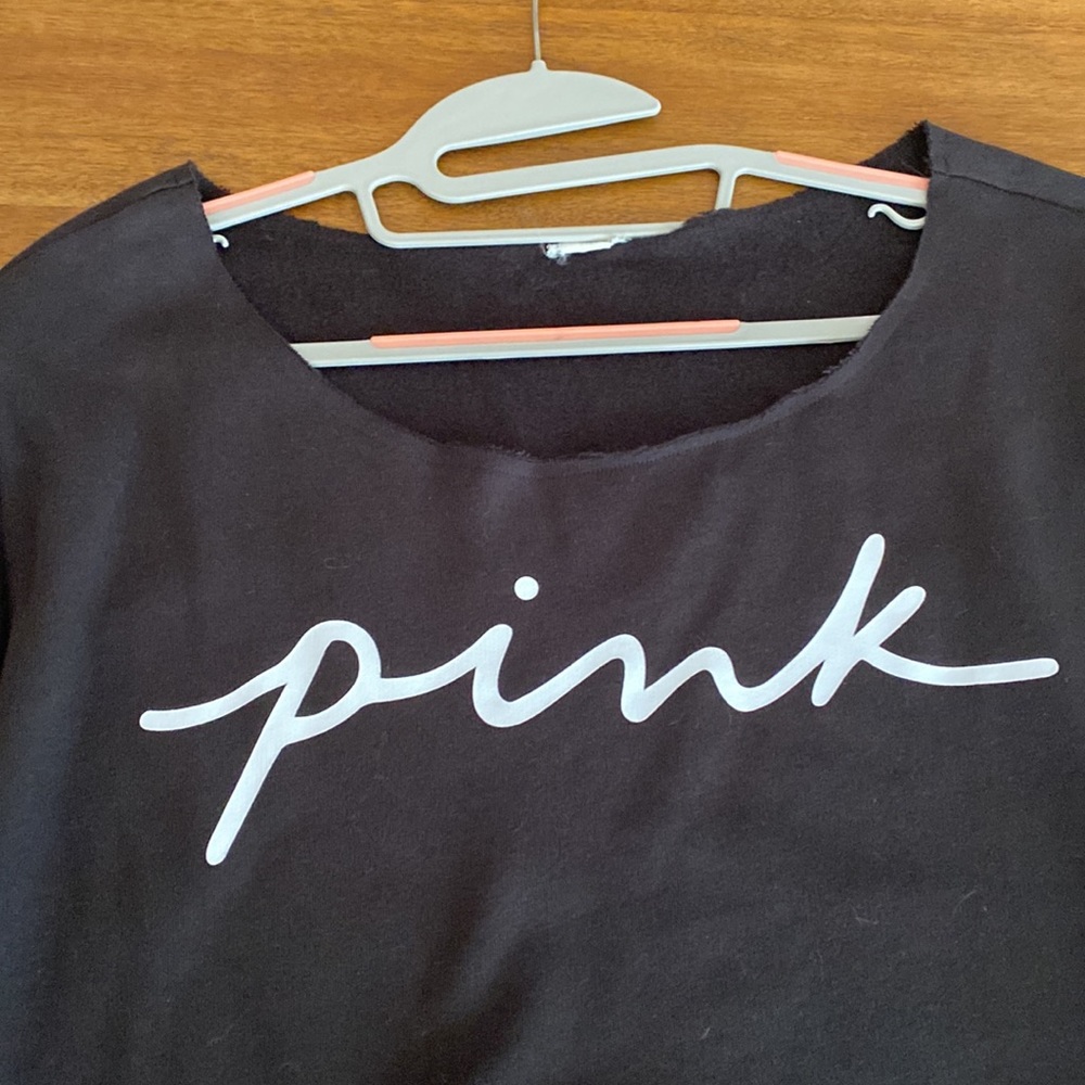 Victoria’s Secret Pink Black Off-The-Shoulder sweatshirt size S